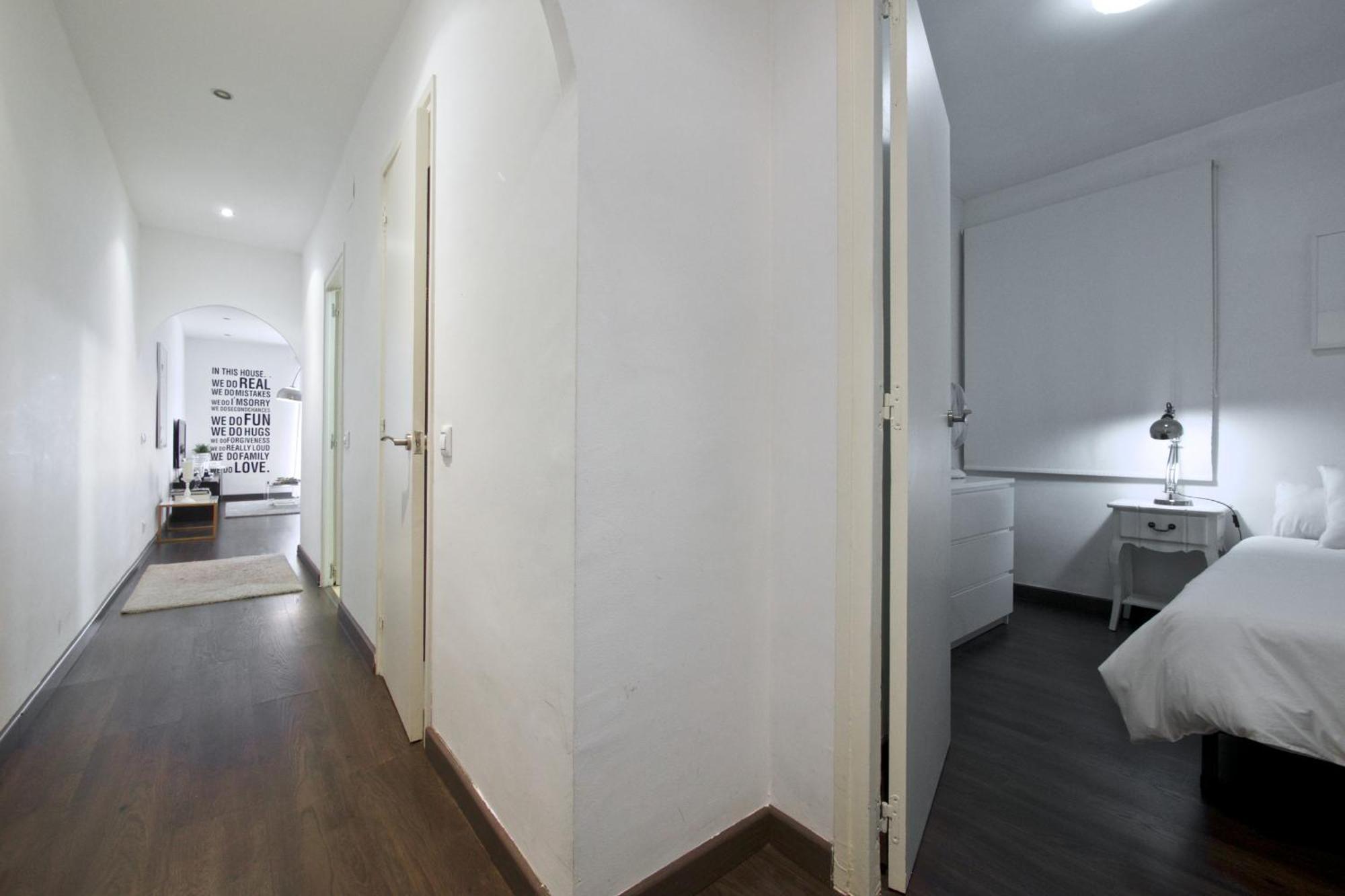 The White Flats Les Corts — Fotos 1